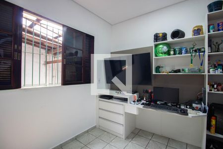 Suíte 1 de casa à venda com 4 quartos, 250m² em Vila Regina ( Zona Leste), São Paulo