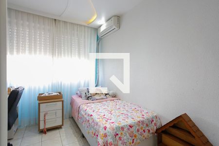 Quarto de apartamento para alugar com 1 quarto, 53m² em Jardim Sabará, Porto Alegre