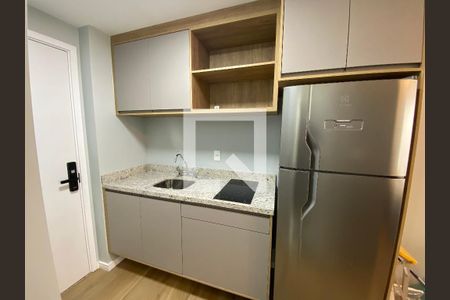 Cozinha de apartamento para alugar com 1 quarto, 27m² em Vila Guarani (z Sul), São Paulo