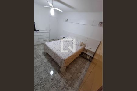 Casa à venda com 3 quartos, 220m² em Conjunto Residencial Santa Terezinha, São Paulo