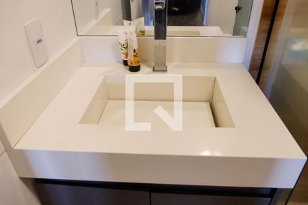 Banheiro de apartamento para alugar com 1 quarto, 40m² em Presidente Altino, Osasco