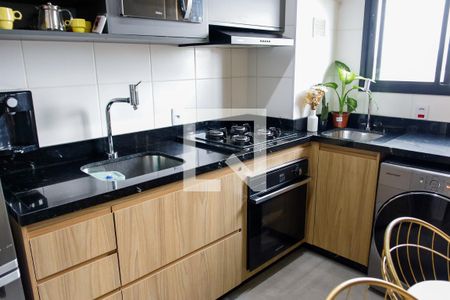 Cozinha de apartamento para alugar com 1 quarto, 40m² em Presidente Altino, Osasco