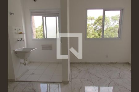 Sala/Cozinha de apartamento para alugar com 2 quartos, 35m² em Paraíso do Morumbi, São Paulo