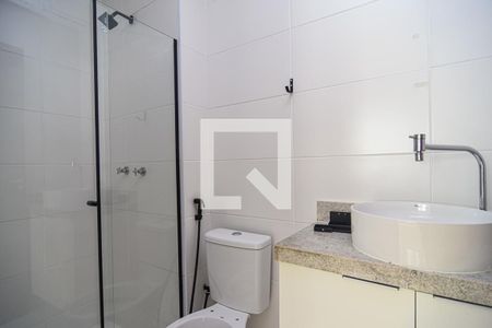 Apartamento à venda com 63m², 2 quartos e 1 vaga Apartamento à venda com 63m², 2 quartos e 1 vagaBanheiro da Suíte 1