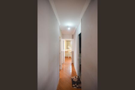 Corredor de apartamento para alugar com 3 quartos, 69m² em Jardim Vazani, São Paulo