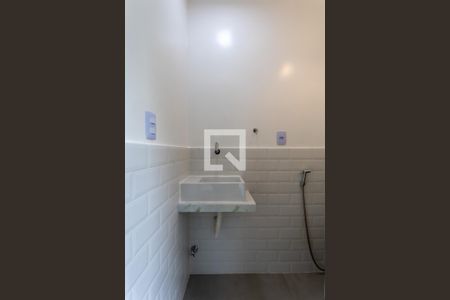 Lavabo de apartamento para alugar com 2 quartos, 62m² em Grajaú, Rio de Janeiro