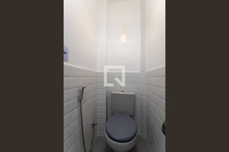 Lavabo de apartamento para alugar com 2 quartos, 62m² em Grajaú, Rio de Janeiro