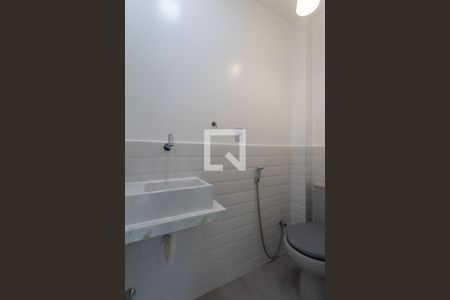 Lavabo de apartamento para alugar com 2 quartos, 62m² em Grajaú, Rio de Janeiro