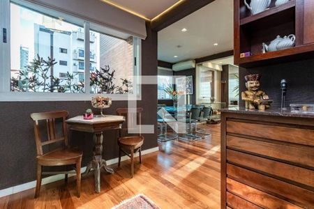 Apartamento à venda com 4 quartos, 226m² em Indianópolis, São Paulo