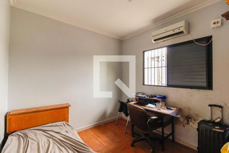 Quarto 1 de casa para alugar com 3 quartos, 130m² em Vila Carrão, São Paulo