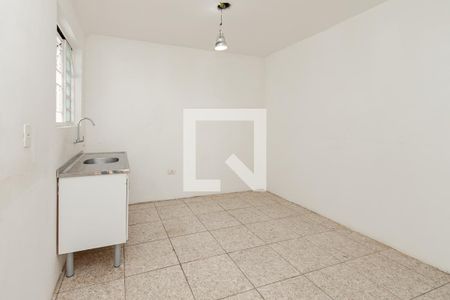 Cozinha de casa para alugar com 1 quarto, 45m² em Jardim Aeroporto, São Paulo