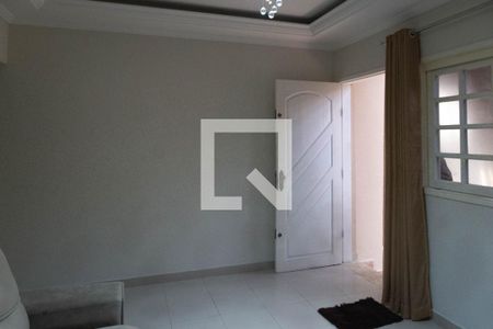 Sala de casa para alugar com 3 quartos, 200m² em Vila Rosália, Guarulhos