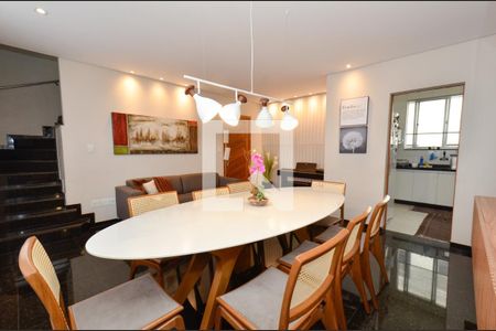 Sala de apartamento para alugar com 4 quartos, 170m² em Sagrada Família, Belo Horizonte