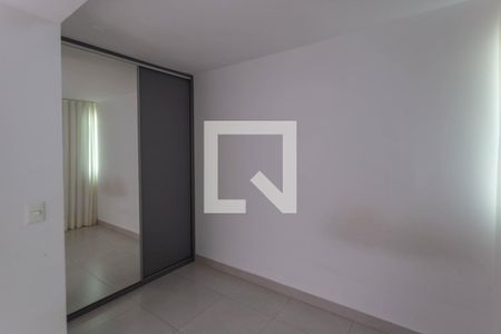Quarto de apartamento para alugar com 2 quartos, 121m² em Funcionários, Belo Horizonte