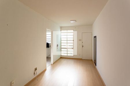 Sala de apartamento à venda com 3 quartos, 70m² em Salgado Filho, Belo Horizonte