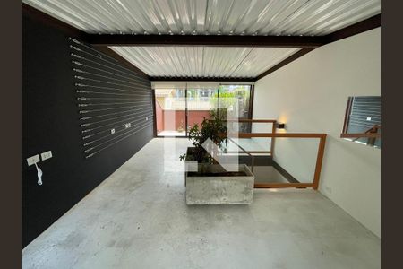 Casa à venda com 2 quartos, 114m² em Jardim Paulista, São Paulo