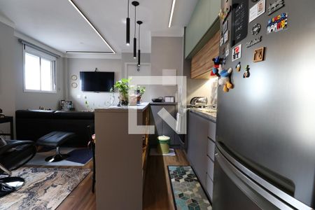 Cozinha de apartamento à venda com 1 quarto, 48m² em Vila Pompéia, São Paulo