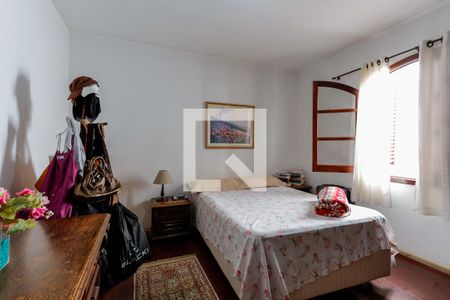 Casa à venda com 290m², 3 quartos e 2 vagas Casa à venda com 290m², 3 quartos e 2 vagasQuarto 3