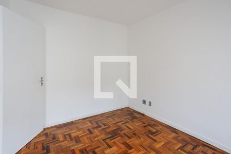 Quarto de apartamento à venda com 1 quarto, 48m² em Cristo Redentor, Porto Alegre