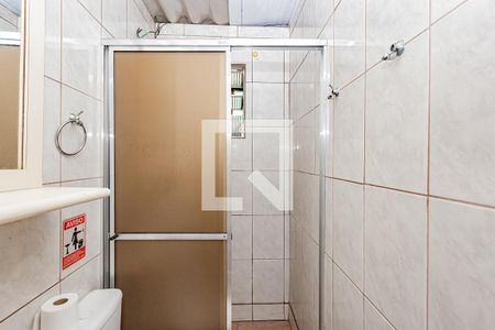 Banheiro de kitnet/studio para alugar com 1 quarto, 30m² em Aclimação, São Paulo