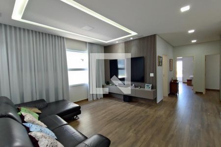 Sala de TV de casa de condomínio à venda com 5 quartos, 360m² em Swiss Park, Campinas