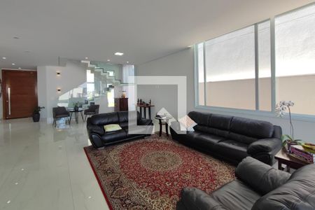 Casa de condomínio à venda com 360m², 5 quartos e 4 vagasSala de Estar