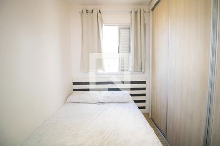 Quarto 1 de apartamento para alugar com 2 quartos, 53m² em Parque Novo Mundo, São Paulo