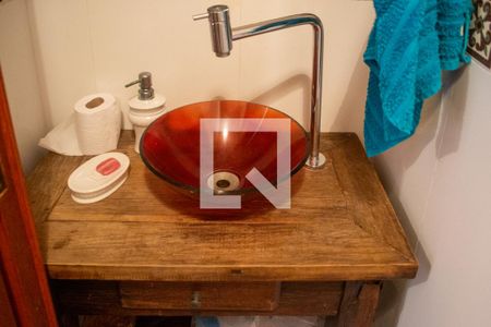 Lavabo  de apartamento para alugar com 3 quartos, 150m² em Cascata, Porto Alegre