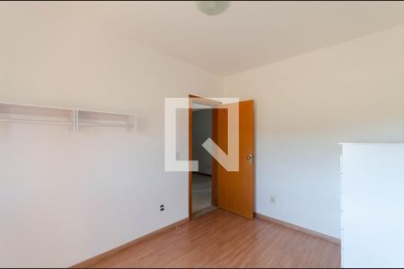 Casa de condomínio à venda com 172m², 3 quartos e 2 vagas Casa de condomínio à venda com 172m², 3 quartos e 2 vagasQuarto 2