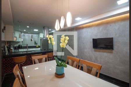 Cozinha de casa à venda com 2 quartos, 150m² em Conjunto Residencial José Bonifácio, São Paulo