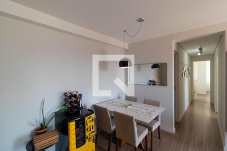 Salas de apartamento à venda com 2 quartos, 57m² em Vila Satúrnia, Campinas