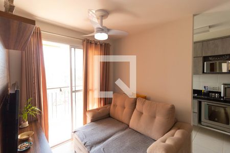 Salas de apartamento à venda com 2 quartos, 57m² em Vila Satúrnia, Campinas