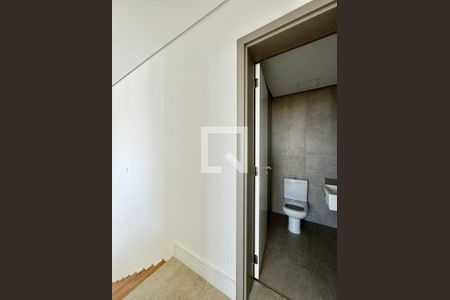 Banheiro de apartamento à venda com 1 quarto, 78m² em Funcionários, Belo Horizonte