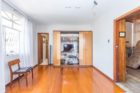 Sala 2 de apartamento à venda com 4 quartos, 140m² em Alto Caiçaras, Belo Horizonte