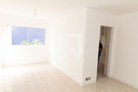 Sala de apartamento para alugar com 3 quartos, 66m² em Vila Leonor, Guarulhos
