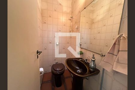 Lavabo de casa para alugar com 5 quartos, 350m² em Parque Jabaquara, São Paulo