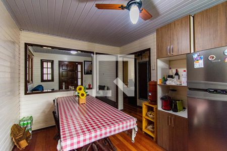 Sala/Cozinha de casa à venda com 2 quartos, 70m² em Bairro Fátima, Canoas