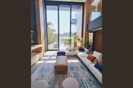 Casa à venda com 4 quartos, 610m² em Tamboré, Santana de Parnaíba