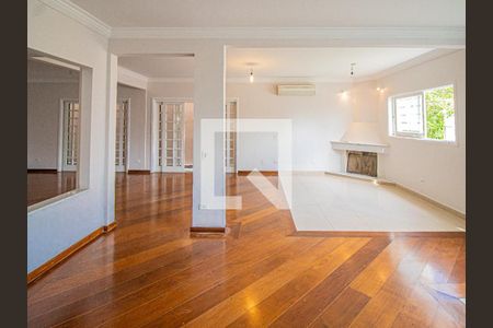 Casa à venda com 4 quartos, 350m² em Residencial Nove (Alphaville), Santana de Parnaíba