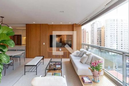 Apartamento à venda com 3 quartos, 134m² em Vila Nova Conceição, São Paulo