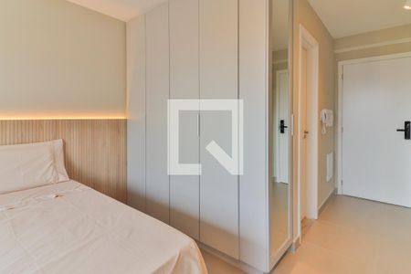 Quarto / Cozinha de apartamento para alugar com 1 quarto, 25m² em Pinheiros, São Paulo