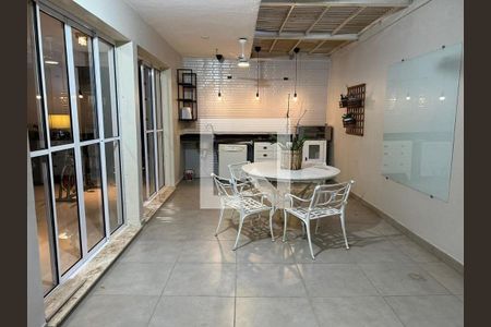 Casa à venda com 5 quartos, 260m² em Brooklin, São Paulo