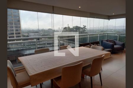 Apartamento à venda com 2 quartos, 105m² em Pinheiros, São Paulo