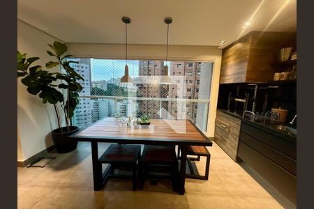 Apartamento à venda com 2 quartos, 94m² em Jardim Fonte do Morumbi, São Paulo