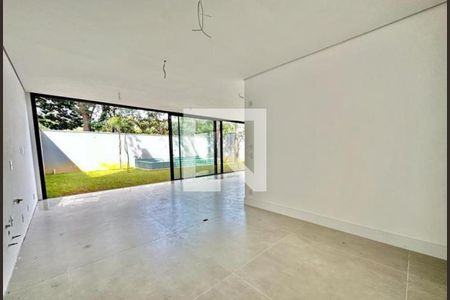 Casa à venda com 3 quartos, 748m² em Campo Belo, São Paulo