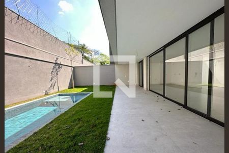 Casa à venda com 4 quartos, 518m² em Campo Belo, São Paulo