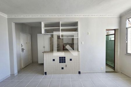 Sala/Quarto de apartamento à venda com 1 quarto, 27m² em Centro, Rio de Janeiro