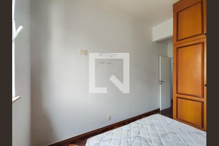 Quarto 1 de apartamento para alugar com 2 quartos, 72m² em Vila Isabel, Rio de Janeiro