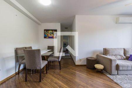 Sala de apartamento à venda com 3 quartos, 83m² em Vila Ipiranga, Porto Alegre