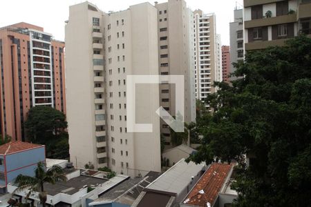 Vista de apartamento para alugar com 3 quartos, 110m² em Indianópolis, São Paulo